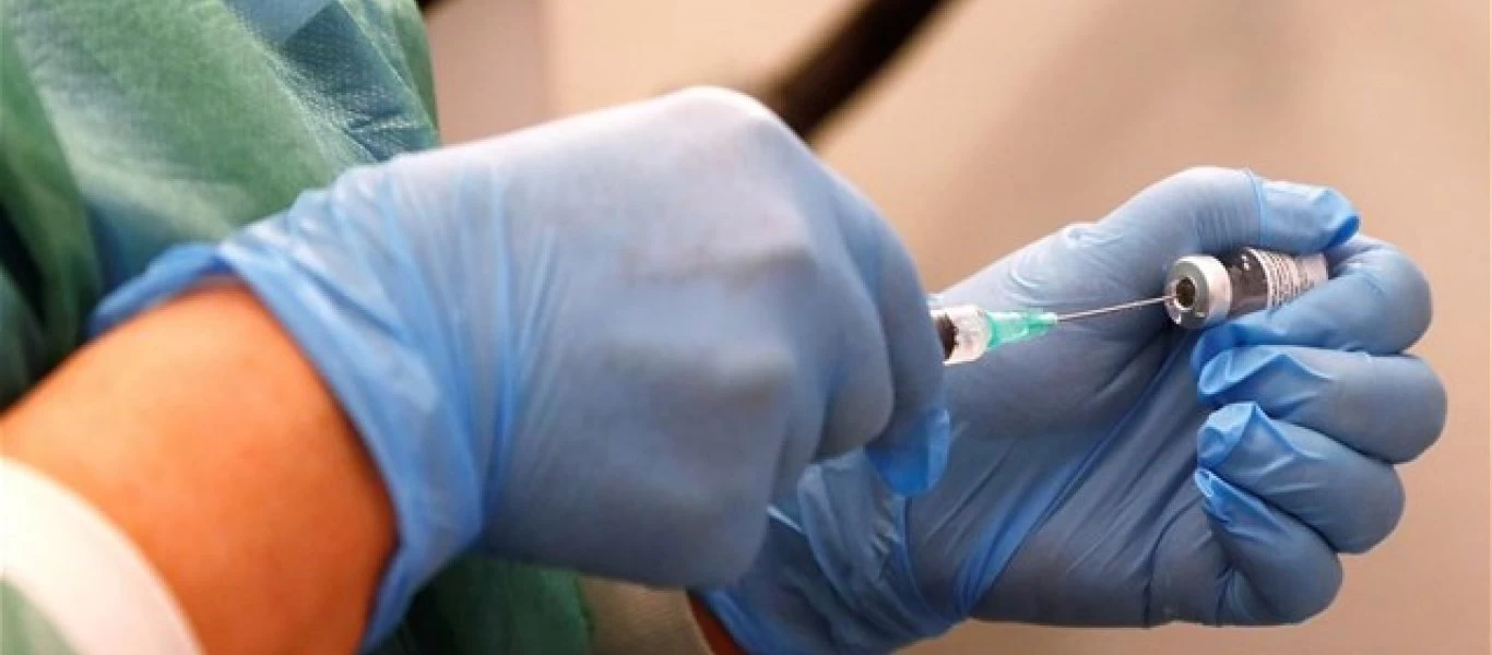 Εμβολιασμοί: Άνοιξε η πλατφόρμα για τις ομάδες νοσημάτων πολύ υψηλού κινδύνου